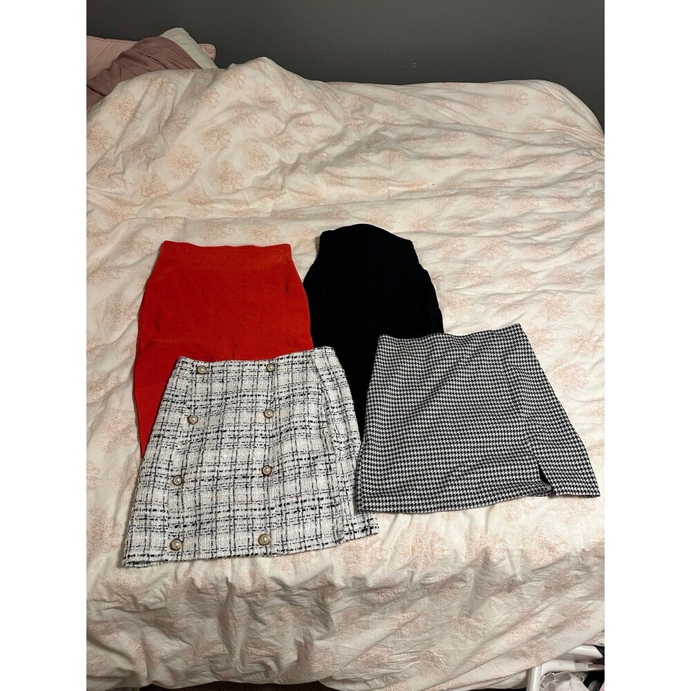 Skirt Bundle size small